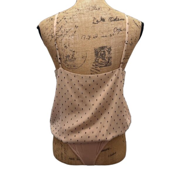 L’Academie Nude Blush Swiss Dot Bodysuit Cami Style Romantic Feminine Size Small - Picture 2 of 4